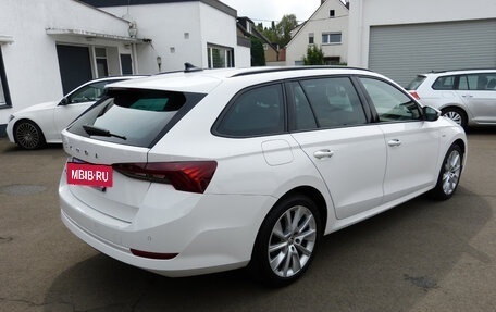 Skoda Octavia IV, 2023 год, 3 350 944 рублей, 5 фотография