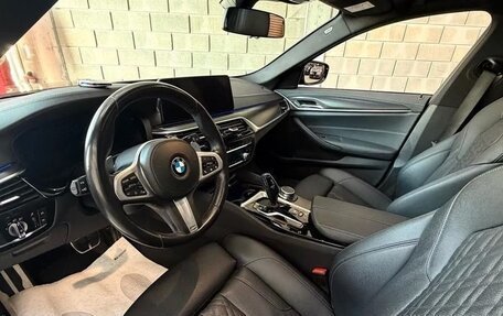 BMW 5 серия, 2022 год, 3 599 999 рублей, 7 фотография