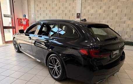 BMW 5 серия, 2022 год, 3 599 999 рублей, 3 фотография