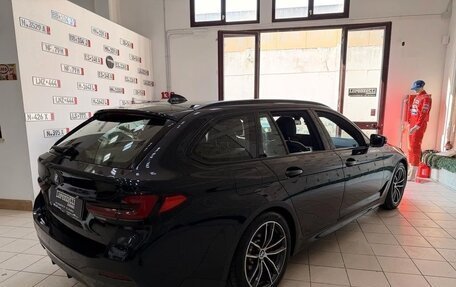 BMW 5 серия, 2022 год, 3 599 999 рублей, 5 фотография