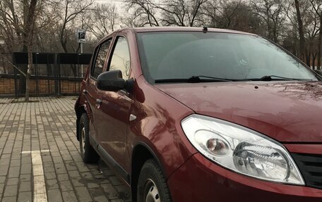 Renault Sandero I, 2012 год, 300 000 рублей, 3 фотография