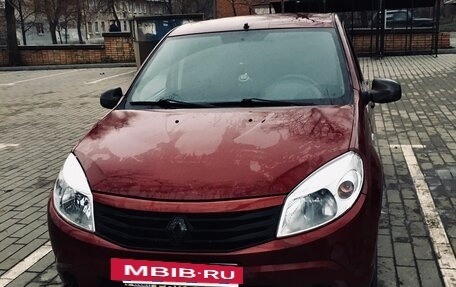 Renault Sandero I, 2012 год, 300 000 рублей, 2 фотография