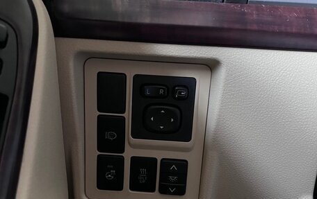 Toyota Land Cruiser Prado 150 рестайлинг 2, 2016 год, 3 500 000 рублей, 11 фотография
