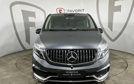 Mercedes-Benz V-Класс, 2023 год, 8 300 000 рублей, 2 фотография
