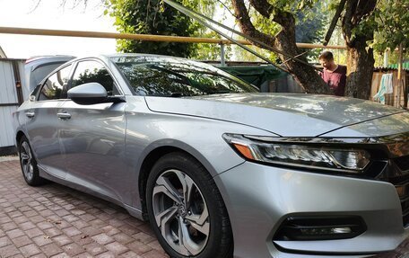 Honda Accord IX рестайлинг, 2020 год, 1 910 000 рублей, 3 фотография