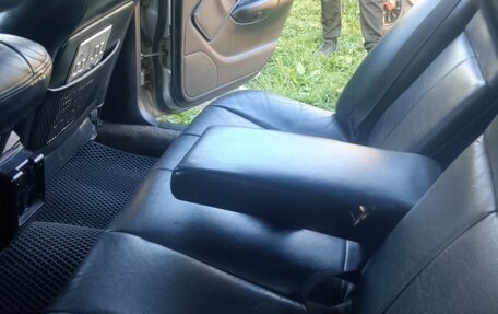 Subaru Legacy VII, 1998 год, 200 000 рублей, 13 фотография