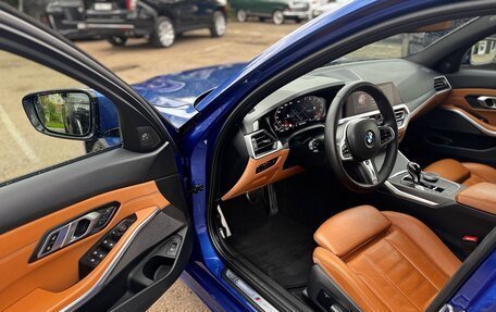 BMW 3 серия, 2019 год, 3 750 000 рублей, 26 фотография