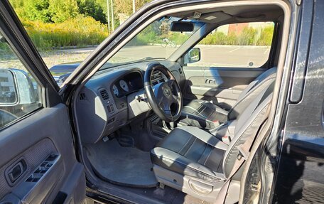 Nissan NP300, 2011 год, 850 000 рублей, 8 фотография