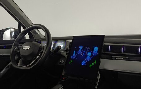 Geely Atlas, 2024 год, 2 330 000 рублей, 12 фотография