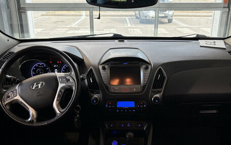 Hyundai ix35 I рестайлинг, 2014 год, 1 150 000 рублей, 15 фотография