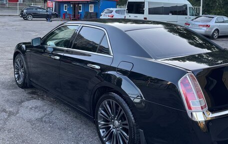 Chrysler 300C II, 2012 год, 1 800 000 рублей, 5 фотография