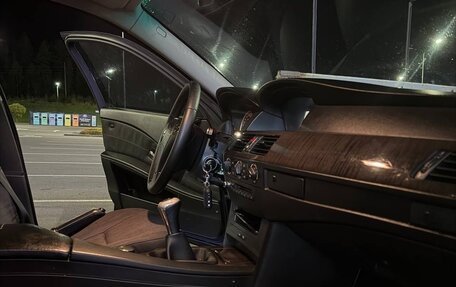 BMW 5 серия, 2003 год, 1 050 000 рублей, 9 фотография