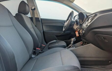 Hyundai Solaris II рестайлинг, 2017 год, 1 090 000 рублей, 11 фотография