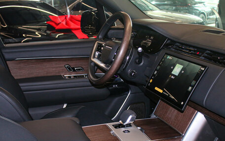 Land Rover Range Rover IV рестайлинг, 2024 год, 20 990 000 рублей, 10 фотография