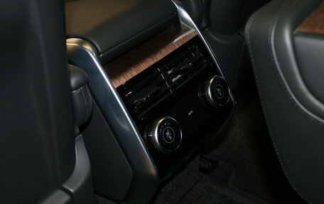 Land Rover Range Rover IV рестайлинг, 2024 год, 20 990 000 рублей, 13 фотография