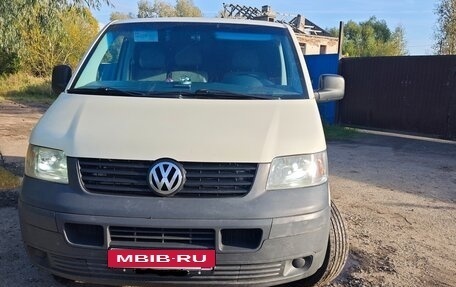 Volkswagen Transporter T5 рестайлинг, 2007 год, 850 000 рублей, 2 фотография