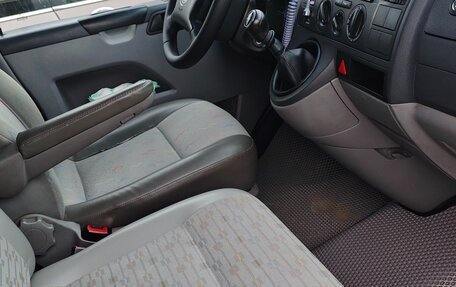 Volkswagen Transporter T5 рестайлинг, 2007 год, 850 000 рублей, 13 фотография