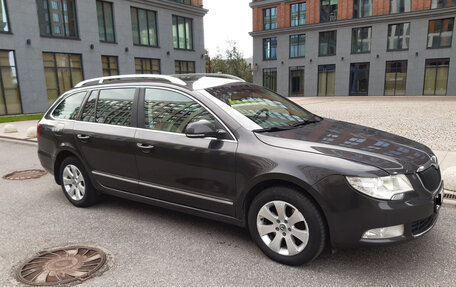 Skoda Superb III рестайлинг, 2011 год, 1 340 000 рублей, 2 фотография
