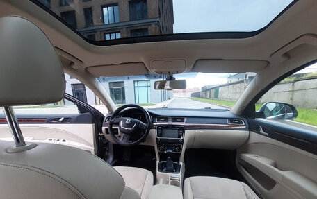 Skoda Superb III рестайлинг, 2011 год, 1 340 000 рублей, 15 фотография