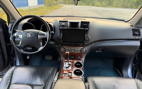 Toyota Highlander III, 2010 год, 1 800 000 рублей, 9 фотография