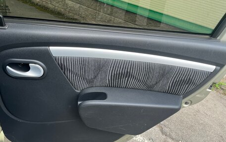 Renault Logan I, 2011 год, 395 000 рублей, 19 фотография