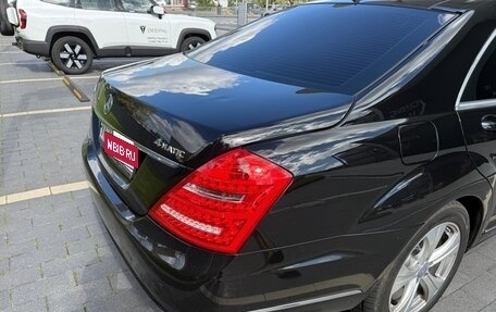 Mercedes-Benz S-Класс, 2011 год, 1 800 000 рублей, 4 фотография