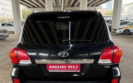 Toyota Land Cruiser 200, 2014 год, 5 000 000 рублей, 7 фотография