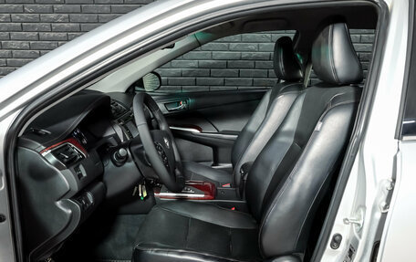 Toyota Camry, 2012 год, 1 550 000 рублей, 10 фотография