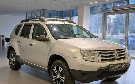 Renault Duster I рестайлинг, 2014 год, 529 000 рублей, 3 фотография