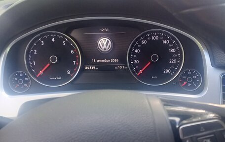 Volkswagen Touareg III, 2015 год, 3 400 000 рублей, 6 фотография
