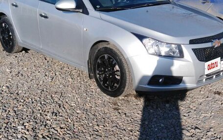 Chevrolet Cruze II, 2011 год, 870 000 рублей, 2 фотография