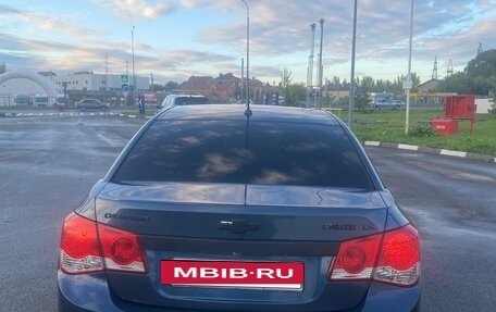 Chevrolet Cruze II, 2011 год, 400 000 рублей, 3 фотография