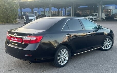 Toyota Camry, 2014 год, 1 800 000 рублей, 4 фотография