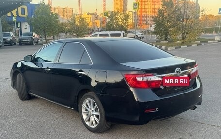 Toyota Camry, 2014 год, 1 800 000 рублей, 6 фотография