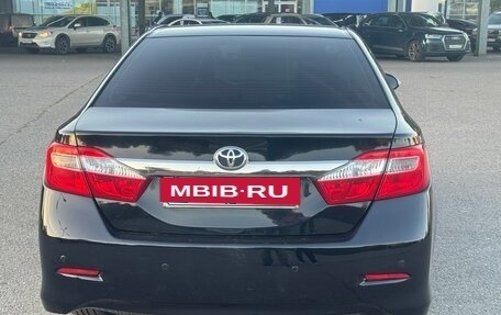 Toyota Camry, 2014 год, 1 800 000 рублей, 5 фотография