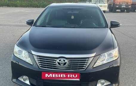 Toyota Camry, 2014 год, 1 800 000 рублей, 10 фотография