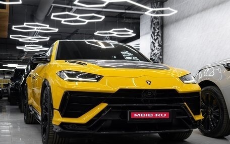 Lamborghini Urus I, 2023 год, 29 800 000 рублей, 18 фотография