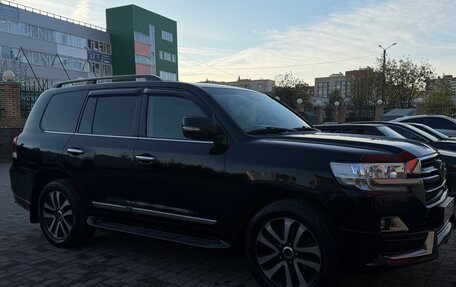 Toyota Land Cruiser 200, 2019 год, 7 999 000 рублей, 3 фотография