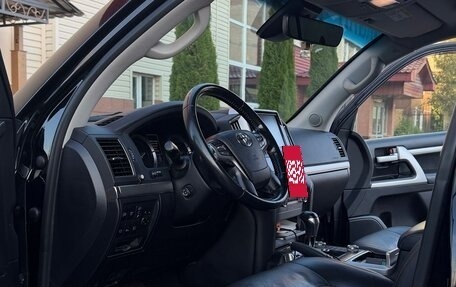 Toyota Land Cruiser 200, 2019 год, 7 999 000 рублей, 9 фотография