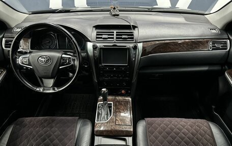 Toyota Camry, 2017 год, 3 290 900 рублей, 11 фотография