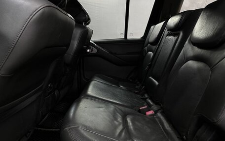 Nissan Pathfinder, 2005 год, 499 999 рублей, 16 фотография