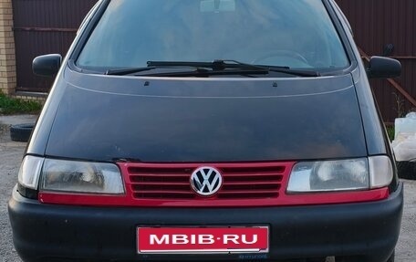 Volkswagen Sharan I рестайлинг, 2000 год, 500 000 рублей, 1 фотография