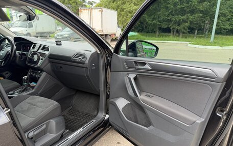 Volkswagen Tiguan II, 2019 год, 2 780 000 рублей, 11 фотография