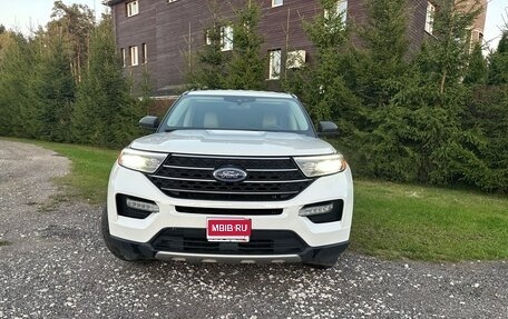 Ford Explorer VI, 2022 год, 3 850 000 рублей, 1 фотография