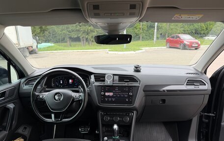 Volkswagen Tiguan II, 2019 год, 2 780 000 рублей, 17 фотография