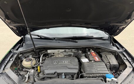Volkswagen Tiguan II, 2019 год, 2 780 000 рублей, 25 фотография