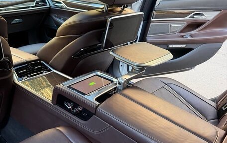 BMW 7 серия, 2016 год, 4 750 000 рублей, 10 фотография