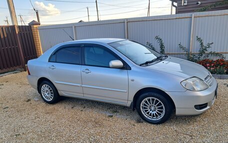 Toyota Corolla, 2005 год, 550 000 рублей, 3 фотография