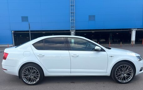 Skoda Octavia, 2018 год, 1 550 000 рублей, 11 фотография