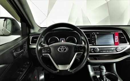 Toyota Highlander III, 2019 год, 3 045 000 рублей, 19 фотография